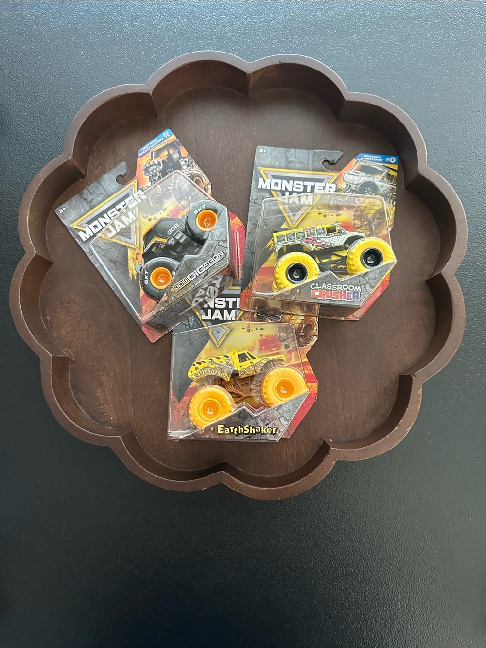 Monster Jam Monster Trucks ~ JCB Digatron, Classroom Crusher & Earth Shaker
